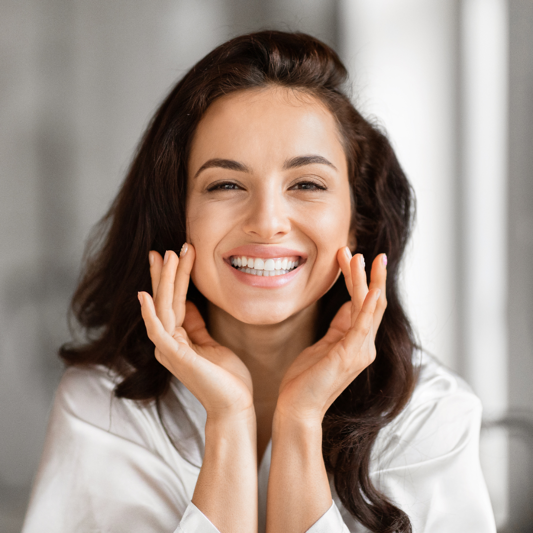 Augmentare Buze cu Acid Hialuronic Amalian pentru Volum Elegant și Hidratare