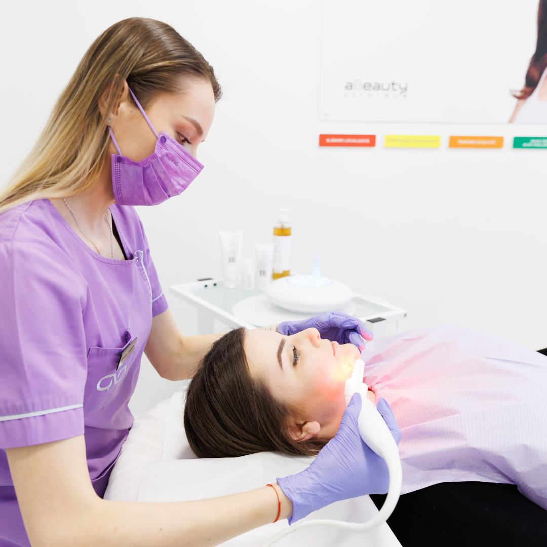 Tratament Facial DermoVisage de Rejuvenare Noninvazivă pentru Orice Tip de Ten
