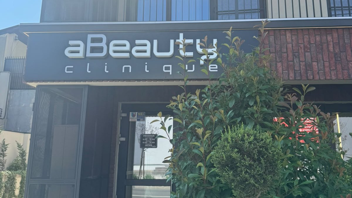 Clinică aBeauty Clinique ® București Tei - intrarea în sediul din Str. Ramuri Tei 12, Sector 2