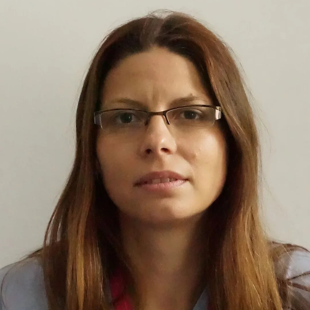 Dr. Iulia Nacea, Medic specialist Chirurgie plastică, estetică și microchirurgie reconstructivă, aBeauty Clinique ®