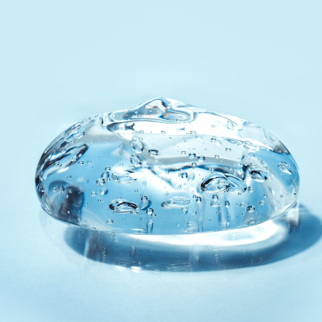 Picătură de gel transparent de acid hialuronic